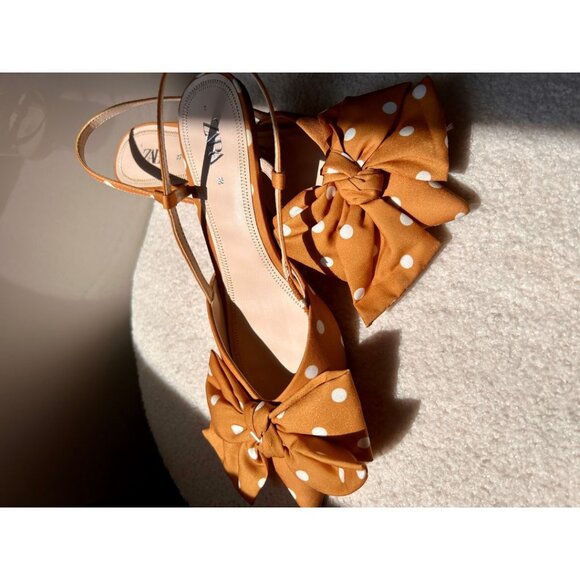 Zara yellow/orange polkadot slingback kitten heels with bows in size 36/US size - Picture 4 of 10